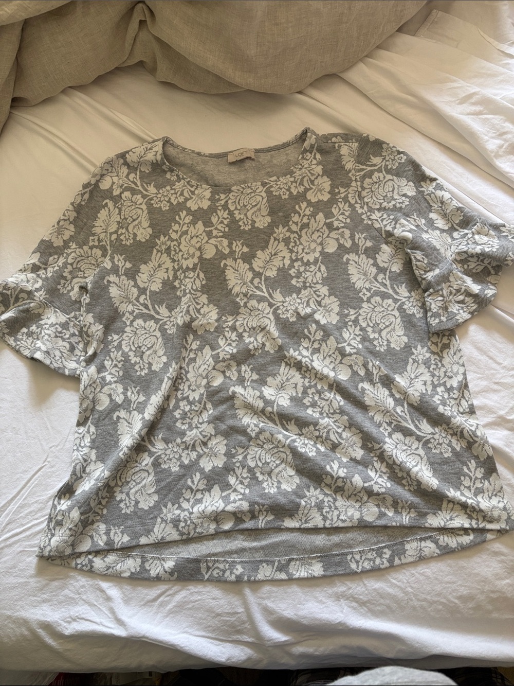 LOFT Ruffle Sleeve Knit T Shirt Style Sweater